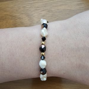 Freshwater Pearl Onyx Crystal Gold colored Large Bead Bracelet